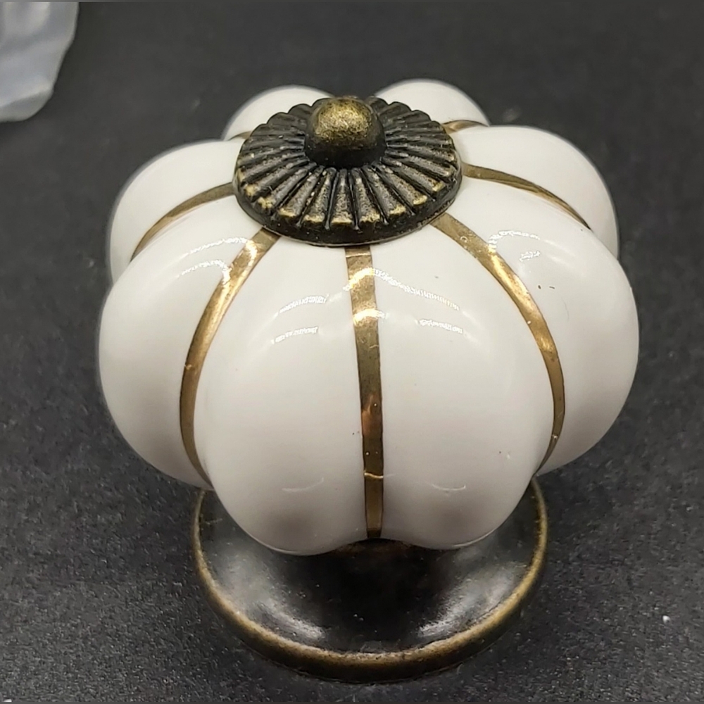 18 new ceramic and bronze pumpkin shaped drawer pulls